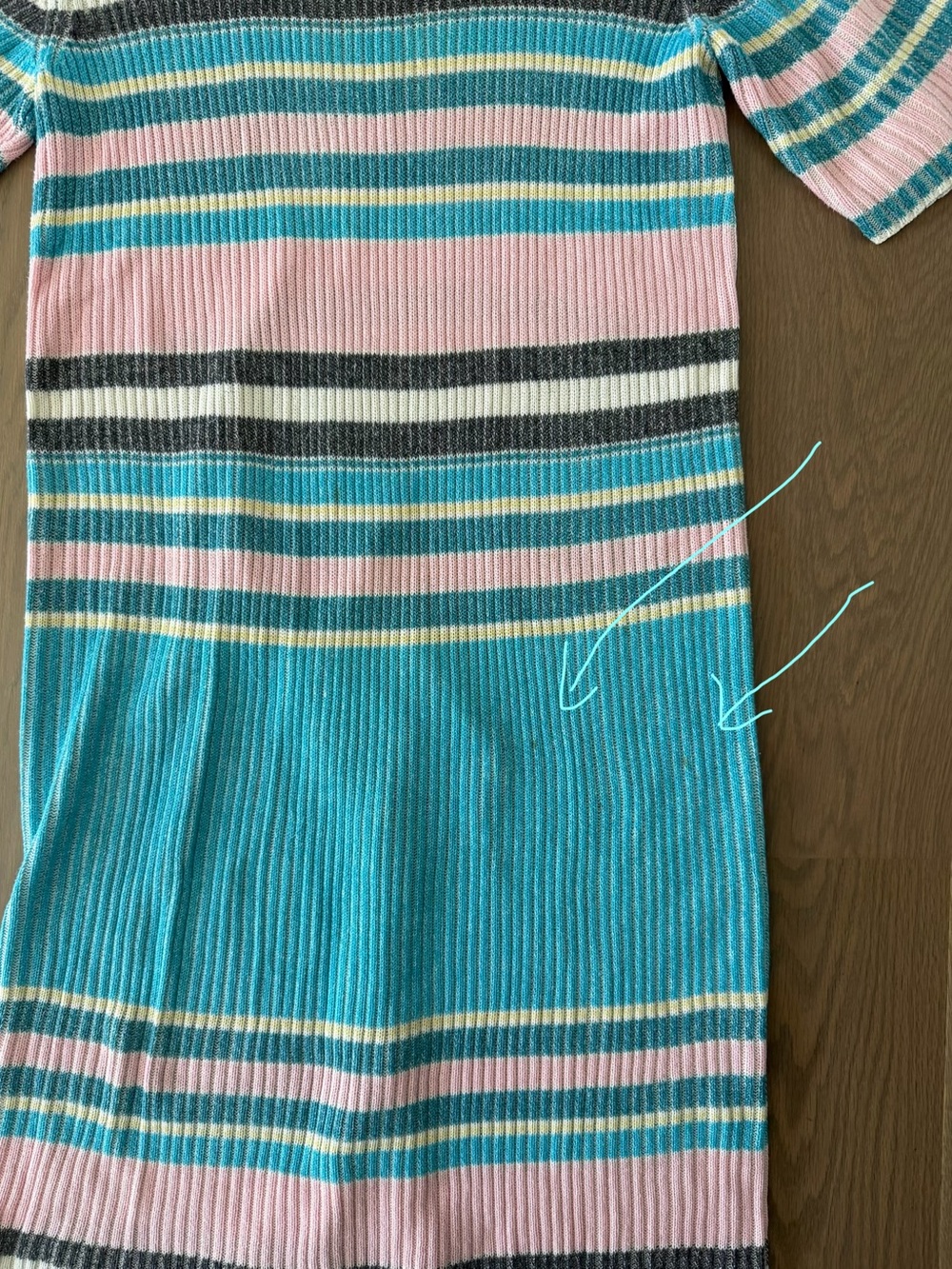 Nice Martin ‘Porter’ rib knit dress 💗🩵 - Picture 6 of 7